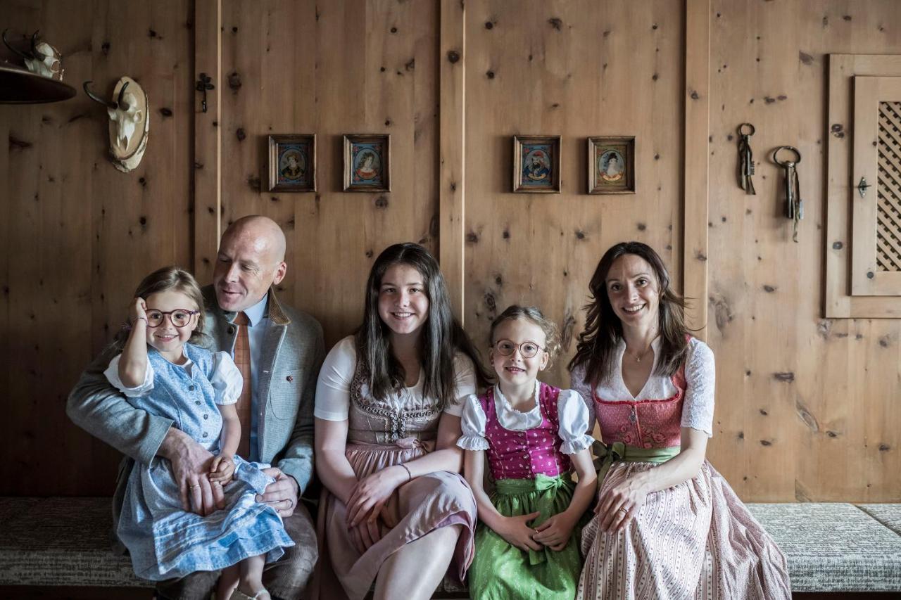 Post Alpina - Family Mountain Chalets Сан-Кандідо Екстер'єр фото