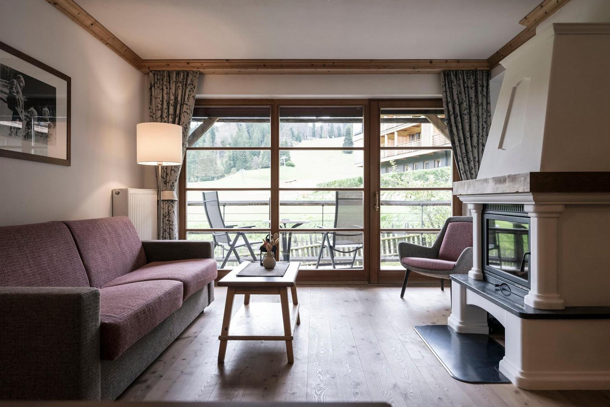 Post Alpina - Family Mountain Chalets Сан-Кандідо Екстер'єр фото