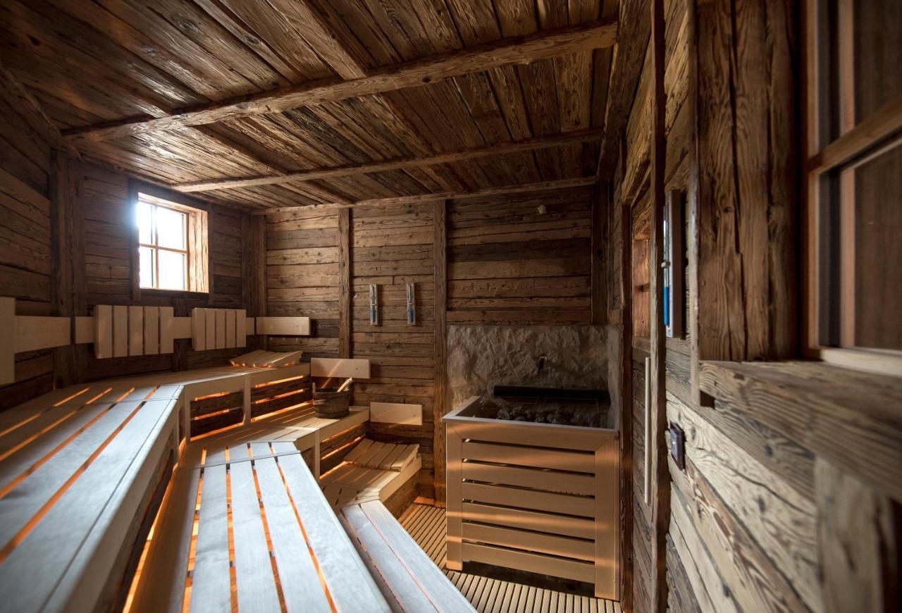 Post Alpina - Family Mountain Chalets Сан-Кандідо Екстер'єр фото